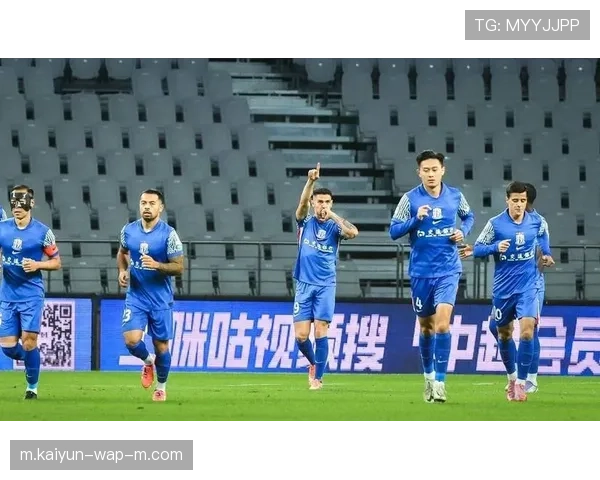 外援比索利抢点破门 武里南联用高效进攻给中超新军上课 外援比索利抢点破门 武里南联用高效进攻给中超新军上课