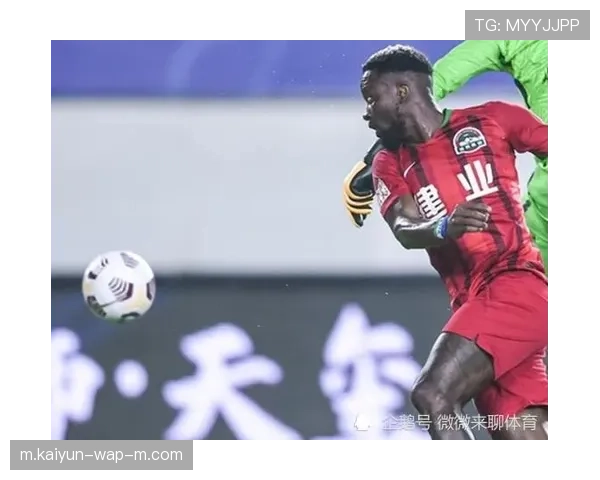 青岛西海岸防守硬度足够 但进攻端缺乏有效终结手段 青岛西海岸防守硬度足够 但进攻端缺乏有效终结手段